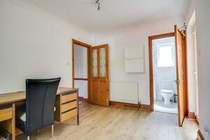 Picture #6 of Property #1527666441 in Pound Lane, Burley, Ringwood BH24 4ED