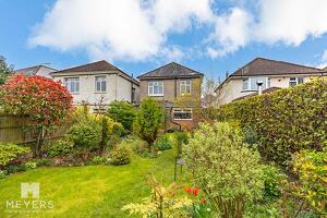 Picture #14 of Property #1527745641 in Victoria Park Road, Moordown BH9 2RD