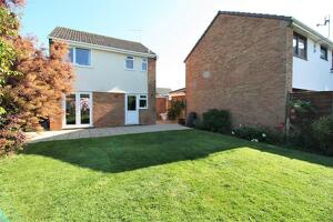 Picture #10 of Property #1528142031 in Mansfield Close, West Parley BH22 8QP