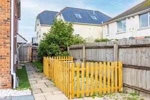 Picture #8 of Property #1531022241 in Ashmore Avenue, Poole BH15 4BZ