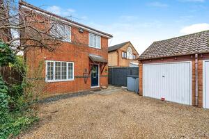 Picture #0 of Property #153190768 in Bilberry Drive, Marchwood, Southampton SO40 4YR
