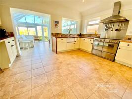 Picture #2 of Property #1533974541 in Shelley Close, Highcliffe, Christchurch BH23 4HW