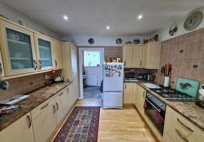 Picture #13 of Property #1536194331 in Cooks Lane, Totton SO40 2RU