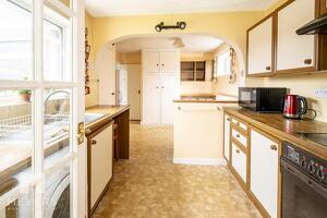 Picture #8 of Property #1536276441 in Broadshard Lane, Ringwood BH24 1RR