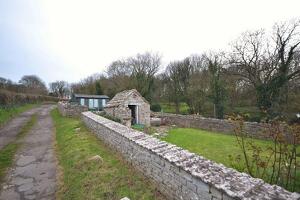Picture #21 of Property #1536449541 in Gully, Swanage BH19 3DN