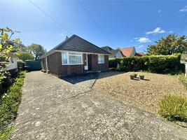 Picture #0 of Property #1538373741 in Whitehayes Road, Burton, Christchurch BH23 7PB
