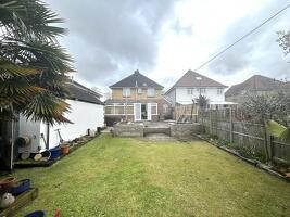 Picture #21 of Property #1540546641 in Marlborough Road, Lower Parkstone BH14 0HJ