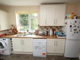 Picture #2 of Property #1541539641 in Sunnyside Road, Parkstone, POOLE BH12 2LQ