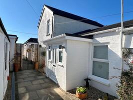 Picture #2 of Property #1543534131 in Kents Lane, Sturminster Marshall BH21 4AP