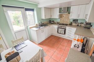 Picture #1 of Property #1545370341 in Leigh Road, Wimborne BH21 2AB