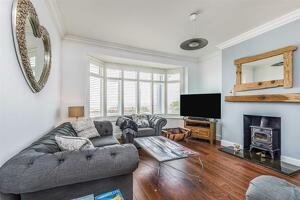 Picture #11 of Property #1545836241 in Southbourne Overcliff Drive, Southbourne, Bournemouth BH6 3NP