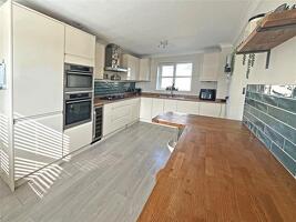 Picture #4 of Property #1546985541 in Everton Road, Hordle, Lymington SO41 0FF