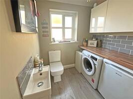 Picture #7 of Property #1546985541 in Everton Road, Hordle, Lymington SO41 0FF