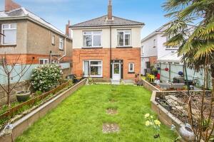 Picture #14 of Property #1550660541 in Jameson Road, WINTON, Bournemouth BH9 2QD