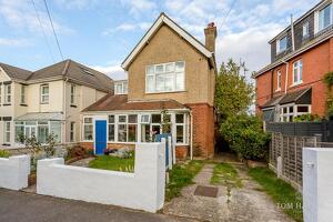 Picture #16 of Property #1551655431 in New Park Road, Bournemouth BH6 5AB