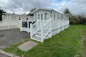 Picture #0 of Property #1552072641 in Oakdene Forest Holiday Park, St. Leonards, Ringwood BH24 2RZ
