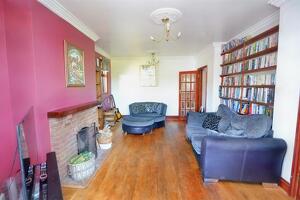 Picture #2 of Property #1553235831 in Verwood BH31 6BX