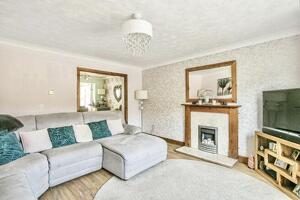 Picture #5 of Property #1562474931 in Stourpaine Road, Canford Heath, Poole BH17 9AT