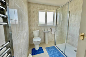 Picture #17 of Property #1563287631 in Newton Manor Close, Swanage BH19 1JS