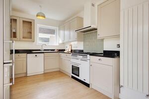 Picture #6 of Property #1565482341 in Braemar Avenue, Hengistbury Head, Bournemouth BH6 4JF