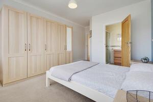 Picture #9 of Property #1565482341 in Braemar Avenue, Hengistbury Head, Bournemouth BH6 4JF