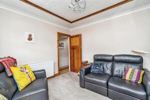 Picture #1 of Property #1567861641 in Downs Park Crescent, Southampton SO40 9GQ