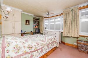 Picture #10 of Property #1567861641 in Downs Park Crescent, Southampton SO40 9GQ