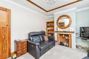 Picture #6 of Property #1567861641 in Downs Park Crescent, Southampton SO40 9GQ