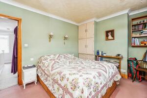 Picture #8 of Property #1567861641 in Downs Park Crescent, Southampton SO40 9GQ
