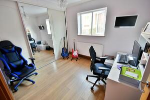 Picture #8 of Property #1568961441 in Meadow View Road, Bournemouth BH11 9RB