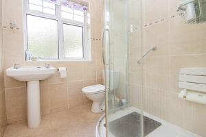 Picture #6 of Property #1569744141 in Rushington SO40 9BT
