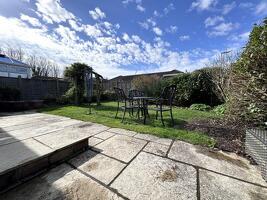 Picture #9 of Property #1570397541 in Causeway Close, Wareham BH20 4BE