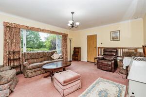 Picture #1 of Property #1570931931 in Winsor Lane, Winsor, Southampton SO40 2HG
