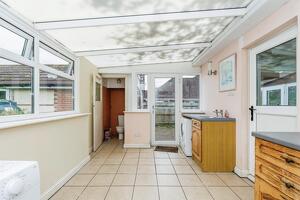 Picture #5 of Property #1570931931 in Winsor Lane, Winsor, Southampton SO40 2HG
