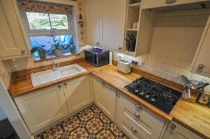 Picture #11 of Property #1575154641 in Newmans Close, Wimborne BH21 1XA