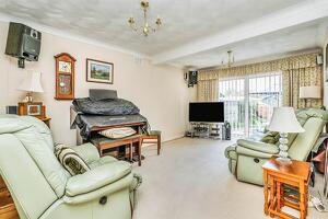 Picture #8 of Property #1576786431 in Downs Park Avenue, Totton, Southampton SO40 9JF