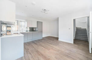 Picture #7 of Property #1577240541 in Forest View, Ringwood Road, Woodlands SO40 7HT
