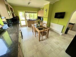 Picture #6 of Property #1577919441 in Sterte Esplanade , Holes Bay, Poole BH15 2BA