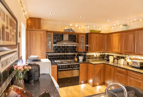 Picture #2 of Property #1580128641 in LARGE CHALET HOUSE Kingswell Road, Bournemouth BH10 5DW