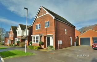 Picture #0 of Property #1581473541 in Bluebell Crescent, Wimborne BH21 4FA