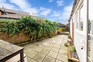 Picture #2 of Property #1585599441 in Hightown Road, Ringwood BH24 1NQ