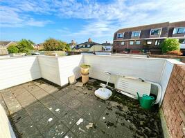 Picture #4 of Property #1590602241 in Stanley Road, Poole BH15 1QY