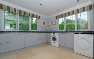 Picture #5 of Property #1591121541 in Mill Lane, Burley, Ringwood BH24 4HP