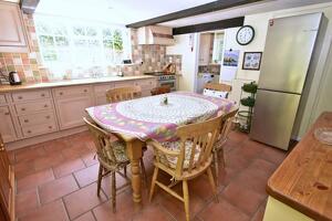 Picture #6 of Property #1591125141 in Beaucroft Road, Colehill, Wimborne BH21 2QW