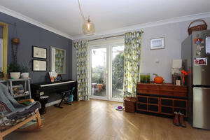 Picture #6 of Property #1593227031 in Park Close, Milford on Sea SO41 0QT