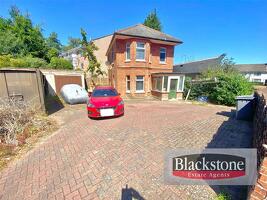 Picture #0 of Property #1594471131 in Moore Avenue, West Howe, Bournemouth BH11 8AY