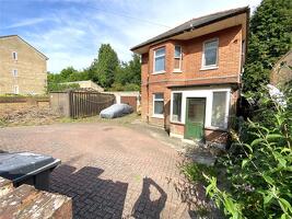 Picture #9 of Property #1594471131 in Moore Avenue, West Howe, Bournemouth BH11 8AY