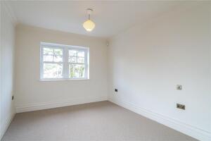 Picture #9 of Property #1596845541 in Clifton Road, Poole BH14 9PP