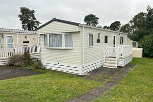 Picture #0 of Property #1608509541 in Oakdene Forest Holiday Park, St. Leonards, Ringwood BH24 2RZ
