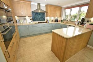 Picture #9 of Property #1608915141 in East Borough, Wimborne BH21 1PL